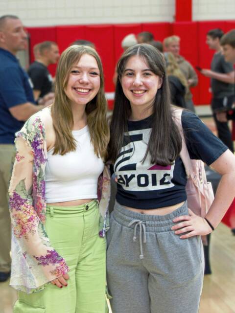 7349260_web1_nhj-communityconnections-052322-6