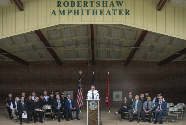 7353383_web1_gtr-PoliceMemorial1-051724