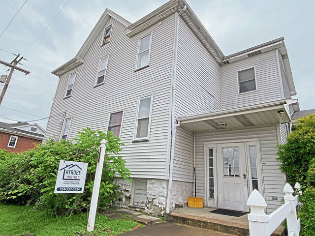 7354439_web1_gtr-LatrobeManor-051724