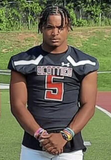 Southmoreland’s Da’sjon Craggette helps West team to victory at PSFCA East-West all-star game