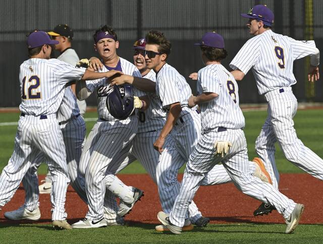 OLSH walks off Riverview to run win streak to 12, reach Class 2A semifinals