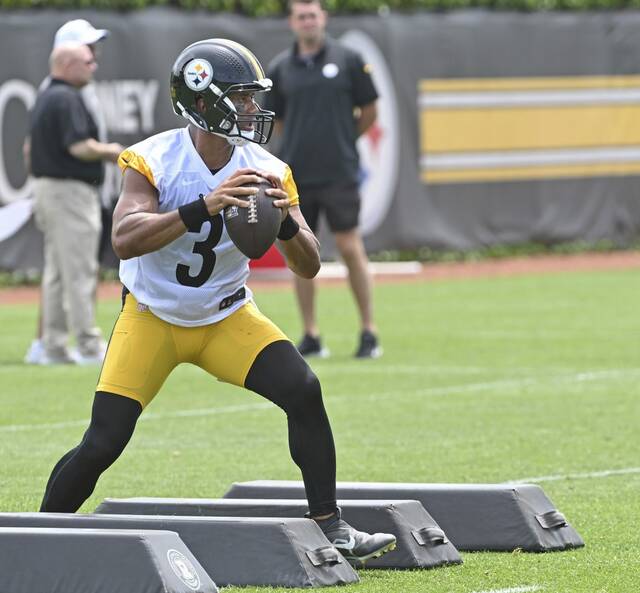 7369606_web1_ptr-Steelers07-052224