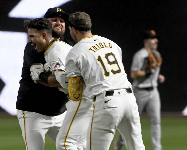 7369618_web1_ptr-BucsGiants08-052224