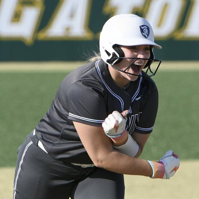 Norwin stuns defending champion Hempfield in Class 6A softball semifinals