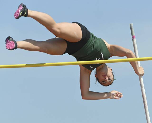 Pine-Richland pole vaulter Nadia Constantakis uses gymnastics skills to place 2nd at states