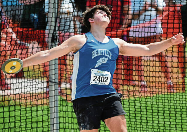 Hempfield’s Peyton Murray returns to top of podium in PIAA Class 3A discus