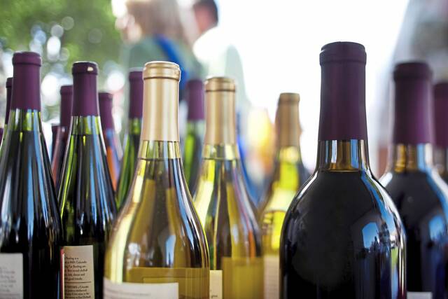 7391948_web1_web-Wine25