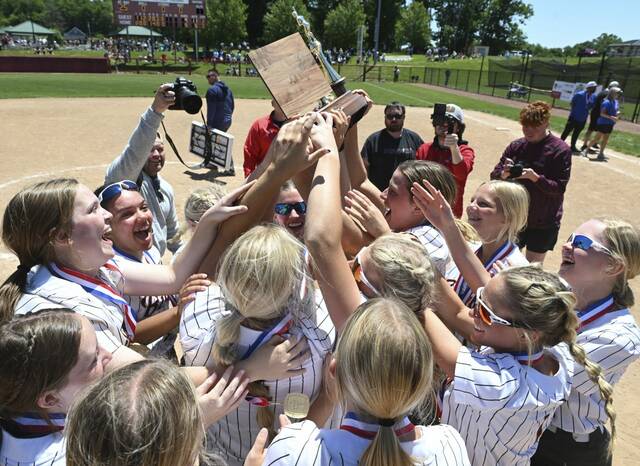 Chartiers-Houston captures 9th WPIAL softball championship