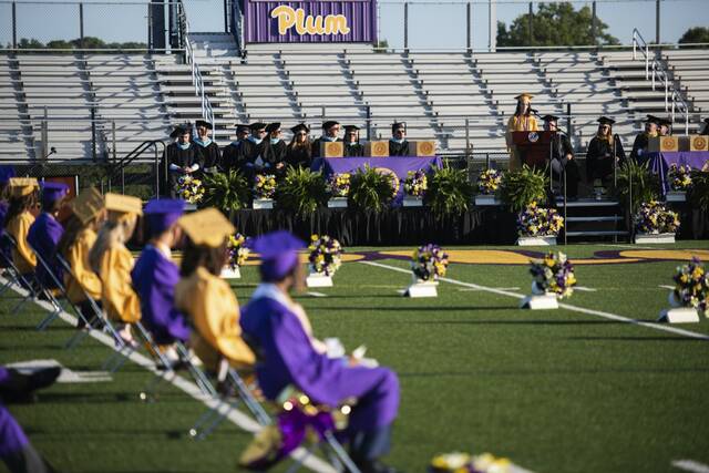 7377789_web1_pal-lo-PlumGraduation3-061324