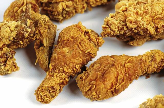 7401725_web1_Chicken-Legs-WEB
