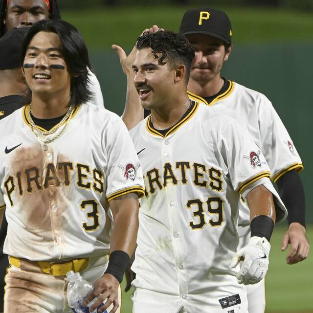 7403564_web1_ptr-BucsGiants12-052224