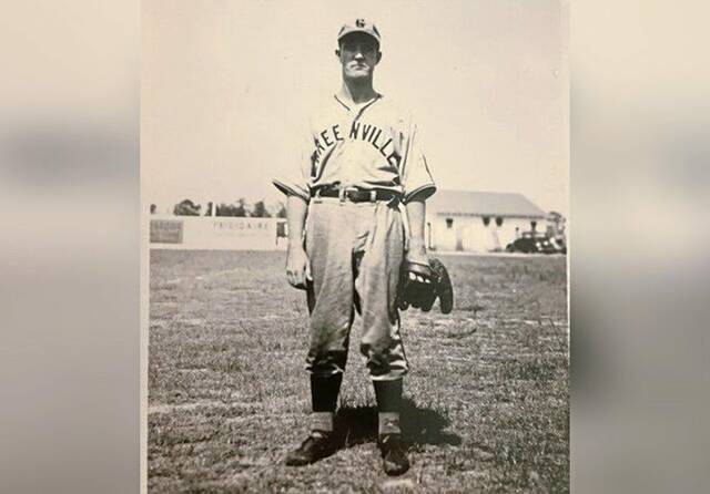 7414934_web1_ptr-BenzDDayBaseballB-060624.jpg