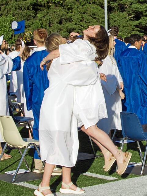 7415214_web1_hj-hamptongraduation-061324-2