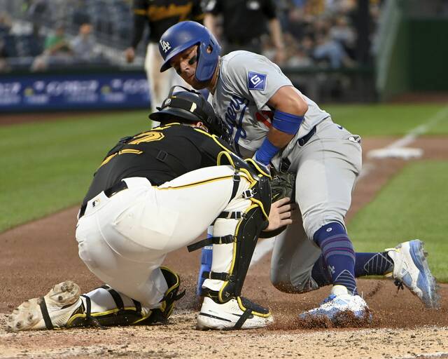 7419689_web1_ptr-BucsDodgers06-060724