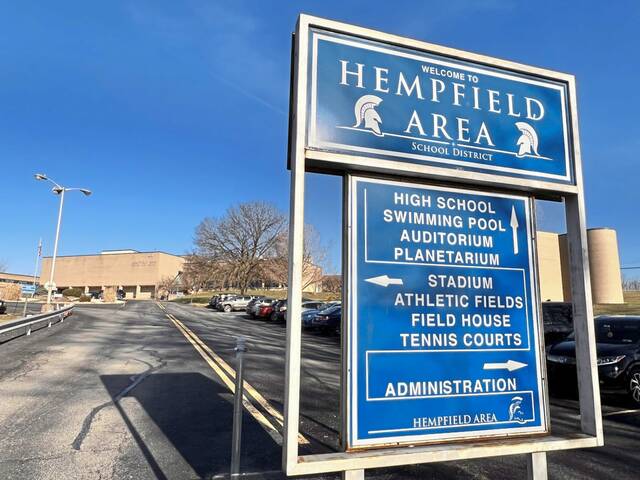 7430376_web1_gtr-HempfieldHS-030424-2