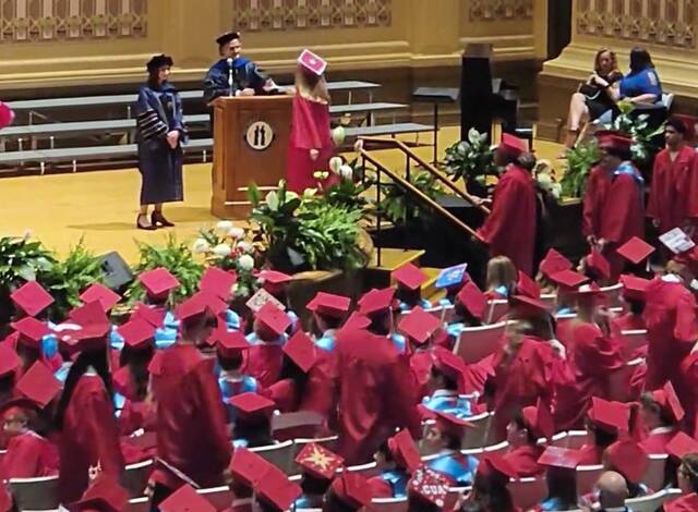 7432610_web1_her-foxchapelgrad-062024-3