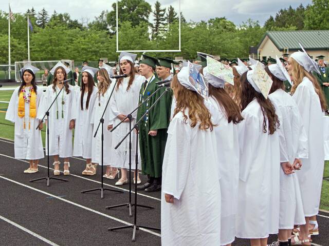 7432695_web1_pcj-prcommencement-062024-7