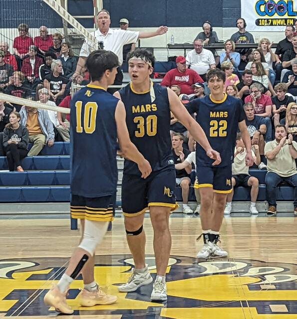 In battle of unbeatens, Meadville knocks off Mars in PIAA 2A boys volleyball semifinals