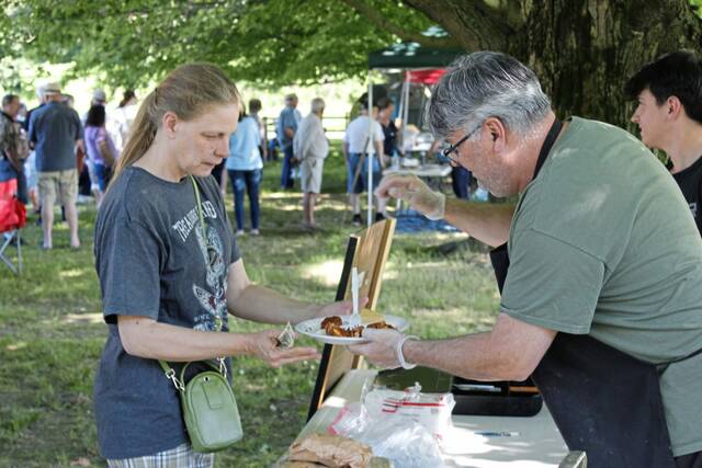 7436144_web1_gtr-lo-SupperMarket1-061224