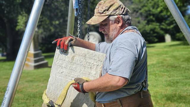 7436706_web1_gtr-headstones9-061324