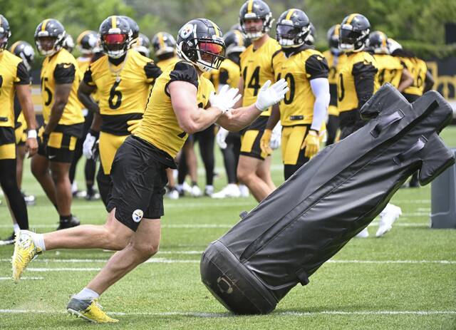 7444809_web1_ptr-Steelers18-052224