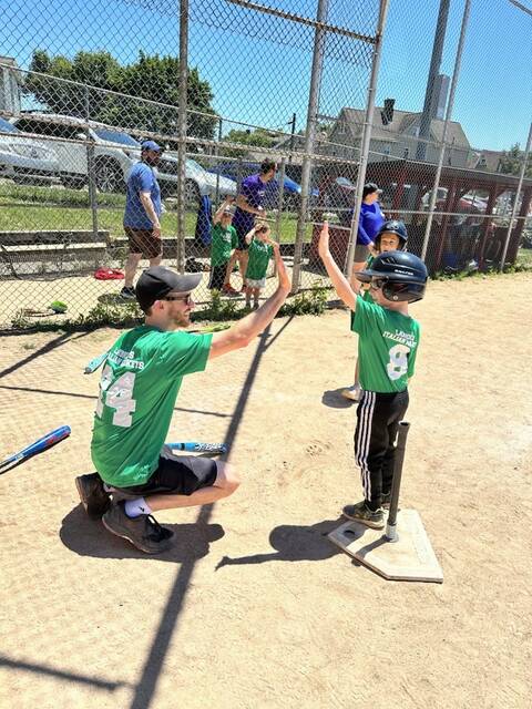7452785_web1_her-teeball11-062724
