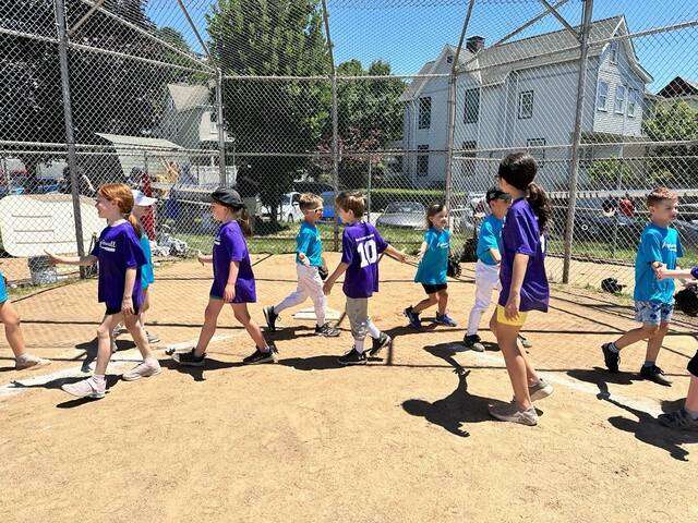 7452785_web1_her-teeball8-062724