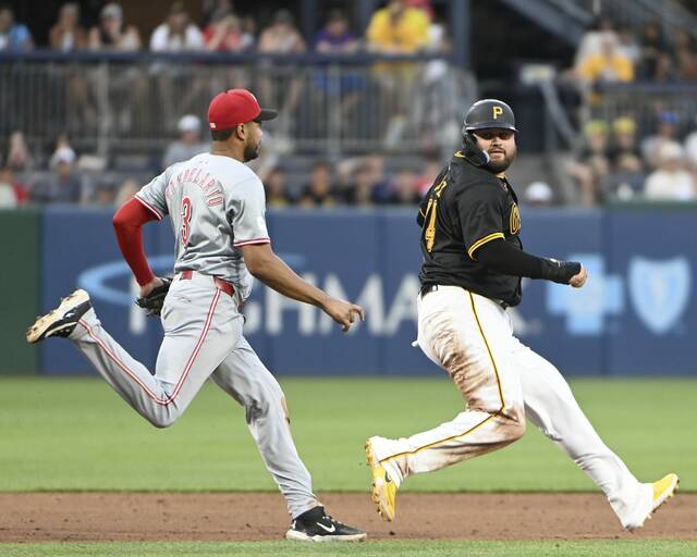 7452830_web1_ptr-BucsReds10-061824
