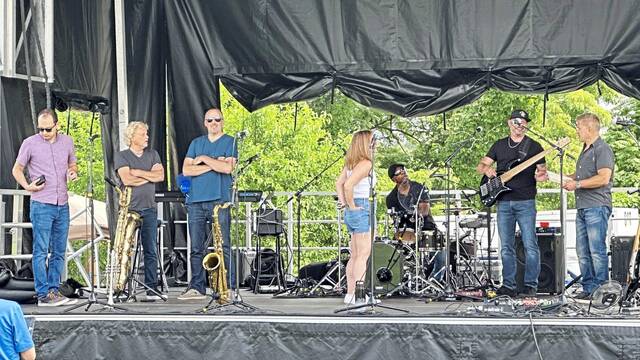 7482400_web1_hj-communityday-071323-3