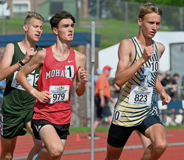 Freeport runner Michael Braun named Valley News Dispatch boys athlete of the year