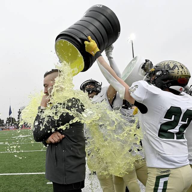 2023-24 parade of team champions in WPIAL sports