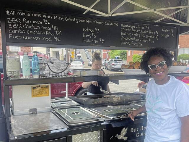7468900_web1_ptr-Femalechefs-062524-4