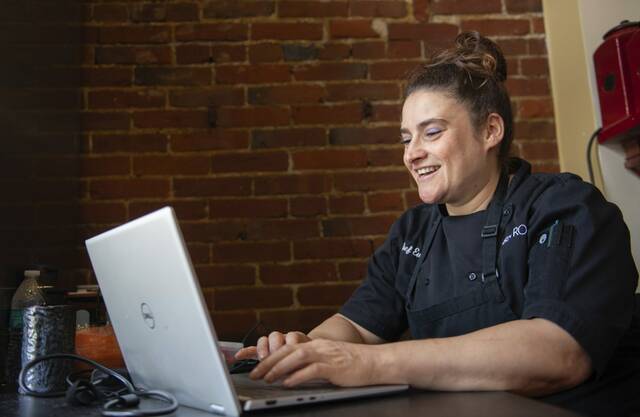 7468900_web1_ptr-femalechefs1-9--062624