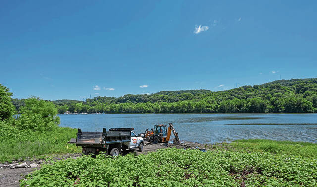 7496466_web1_VND-RiverCars2-070224