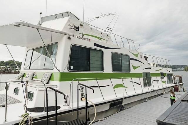 7505455_web1_sew-SewickleyBoat-10