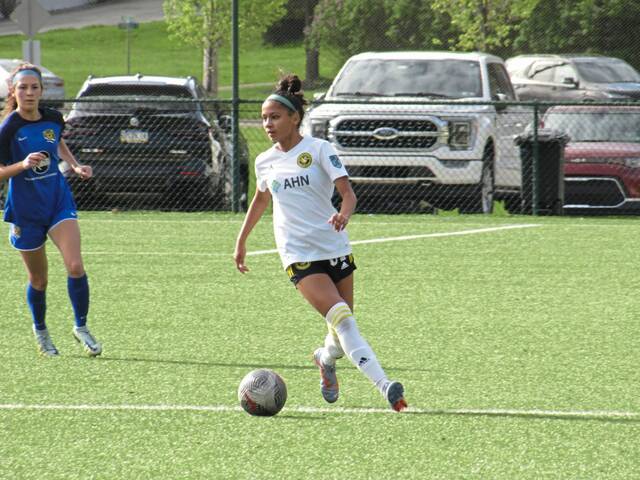 Derry senior doesn’t need high school soccer to earn scholarship to Robert Morris