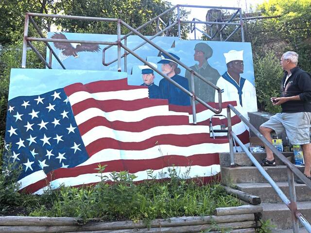 7522698_web1_pal-Mural-071124--3-