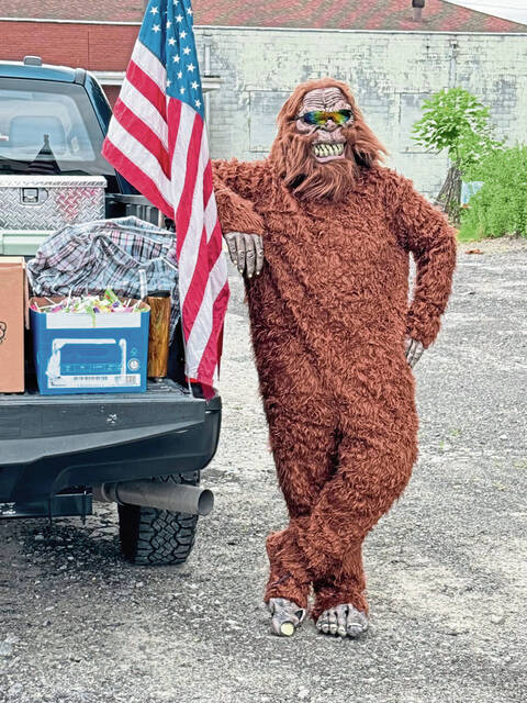 7553889_web1_gtr-BigfootMascot2-072324