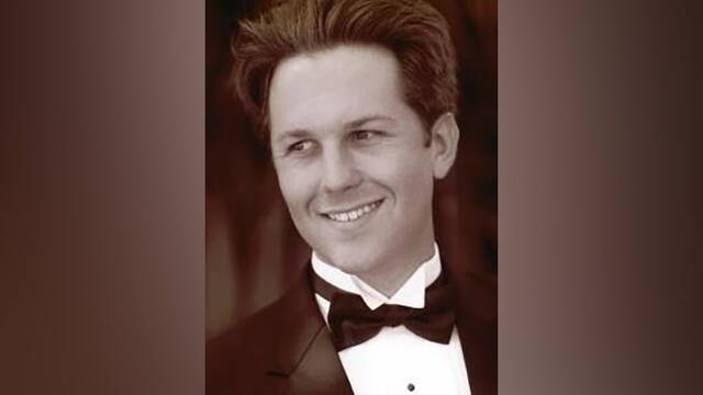 7559826_web1_Gregory-Carlson---obit-WEB