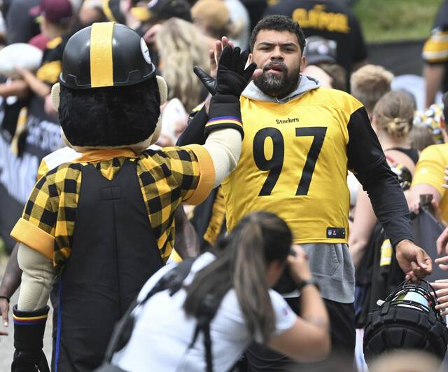 7564159_web1_ptr-steelers05-072823