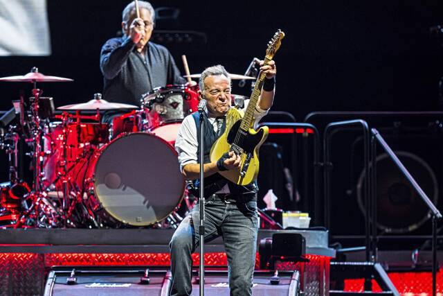 7564977_web1_ptr-Springsteen-080124