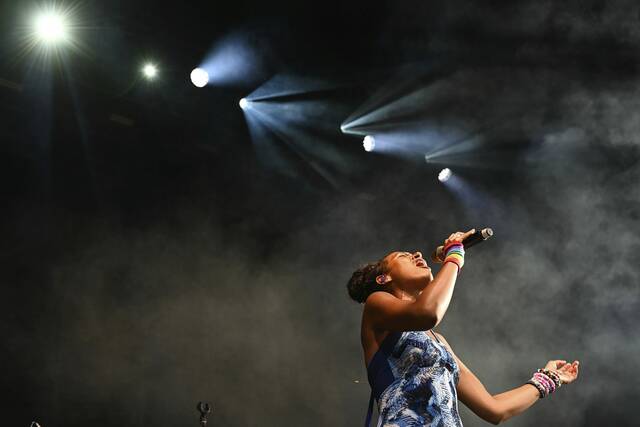 7582713_web1_ptr-HozierConcert003-073024