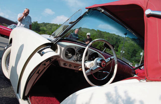 7584844_web1_gtr-VintageGrandPrix7-080224