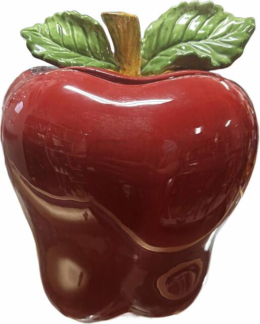 7589170_web1_gtr-CookieJars-Crown
