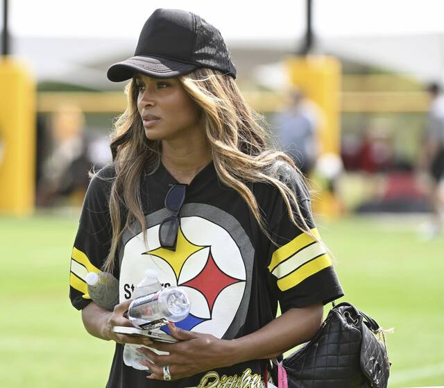 7589801_web1_ptr-Steelers15-081124