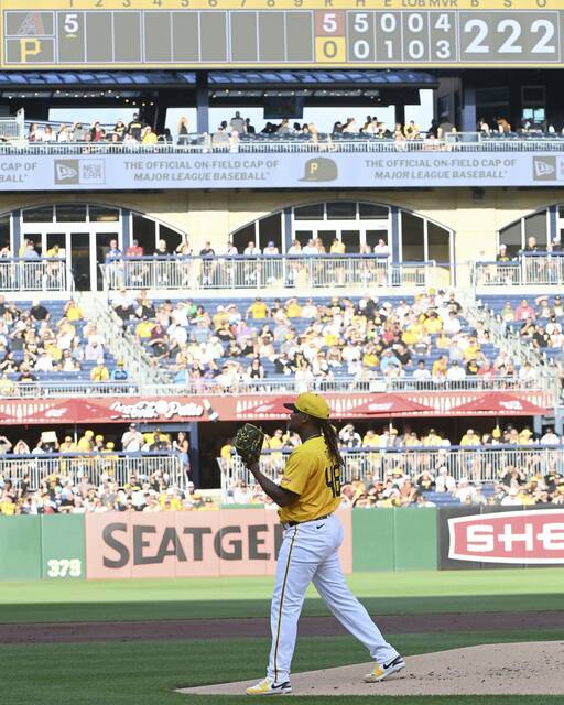 7596797_web1_ptr-BucsDbacks12-080324