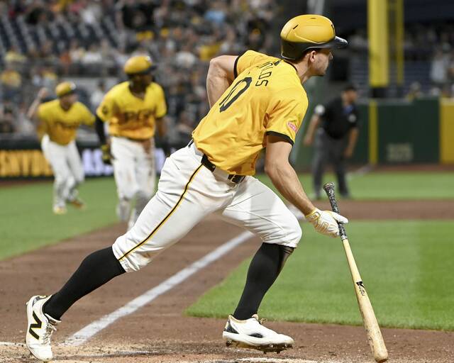 7596797_web1_ptr-BucsDbacks16-080324