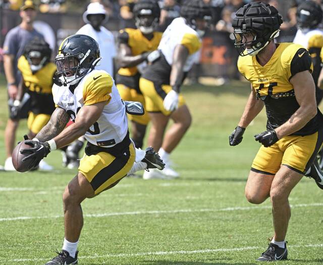7600966_web1_gtr-Steelers19-080524