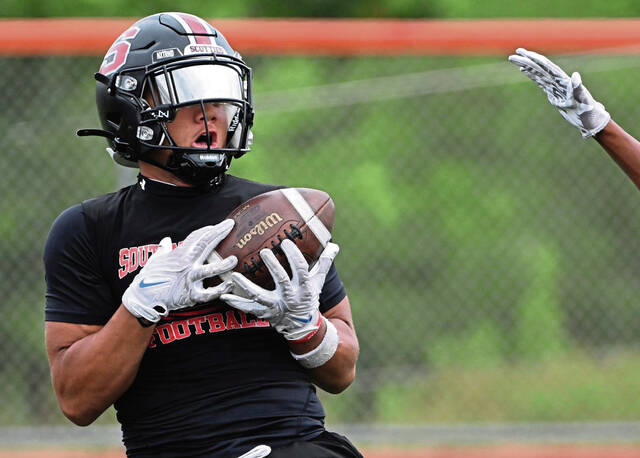 Playmakers abound as Southmoreland continues hunt for elusive playoff win