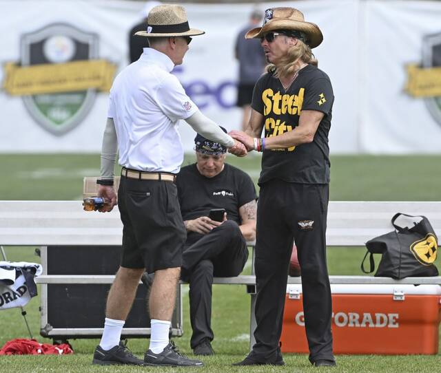 7606807_web1_gtr-Steelers09-080724